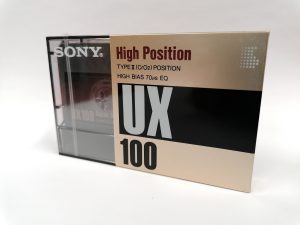 Sony UX 100 (3)